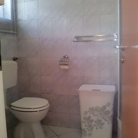 Apartment With A Parking Space Pirovac, Sibenik - 11746 *