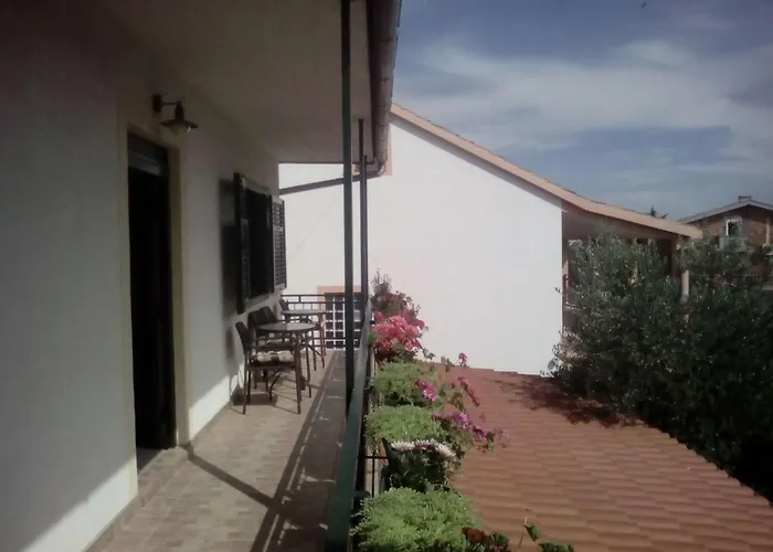 アパート With Parking Space Pirovac, Sibenik - 11746 ピロヴァッツ