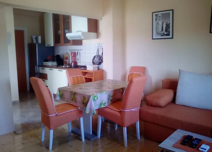 With Parking Space Pirovac, Sibenik - 11746 ピロヴァッツ